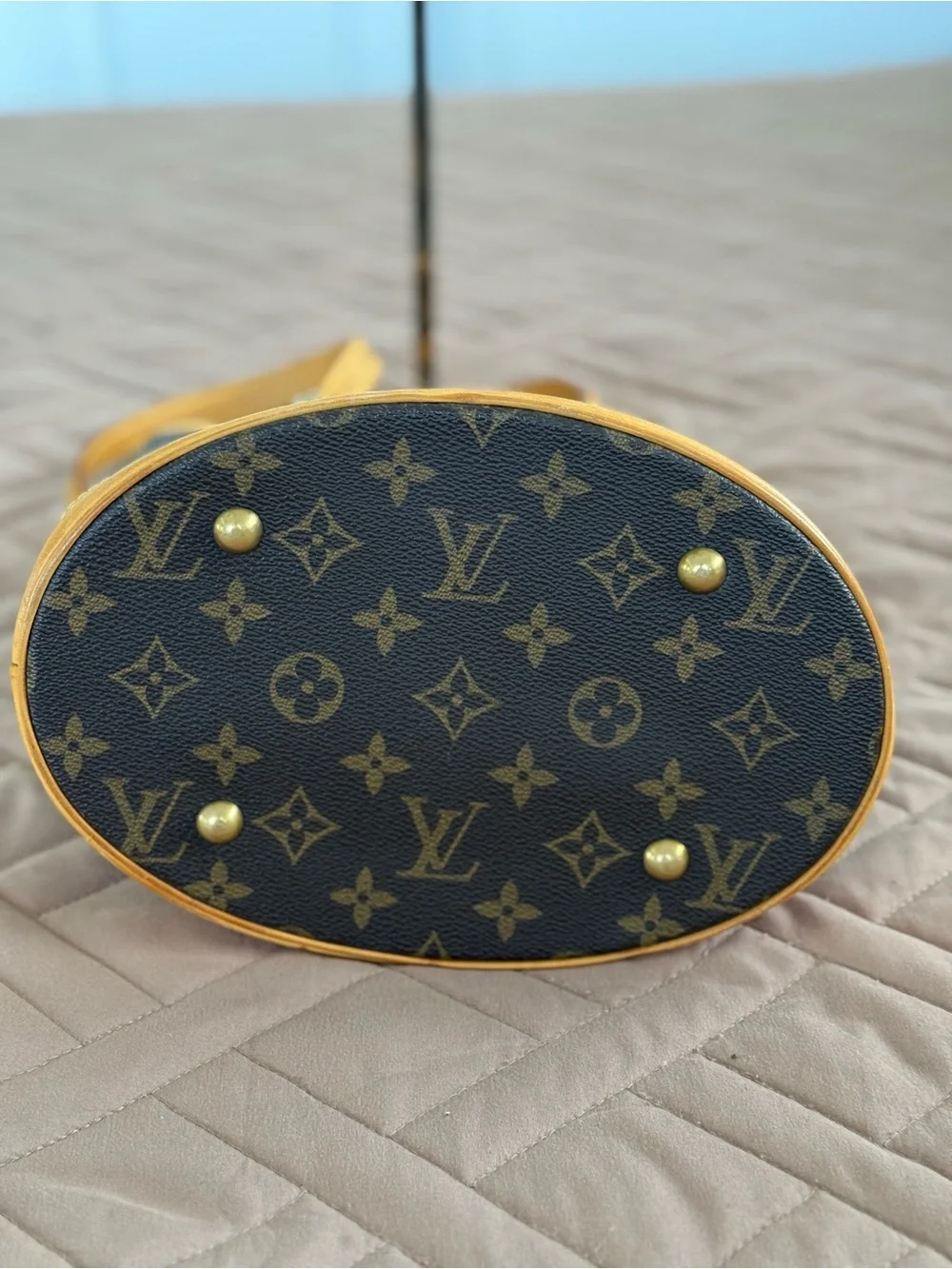 Louis Vuitton Brown Monogram Canvas Bucket Shoulder Bag with Tan Trim